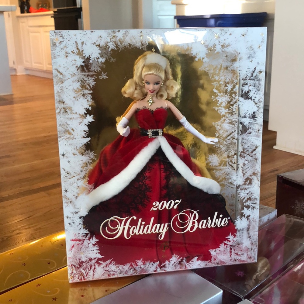 2007 Holiday Barbie